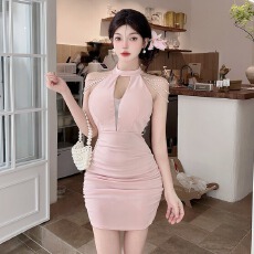 高级感黑色旗袍露肩挂脖包臀连衣裙国风中式晚礼服短裙子