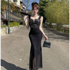 批发气质名媛女装时尚法式<b class='q'>蕾丝</b>拼接网纱褶皱中长款性感背心无袖连衣裙