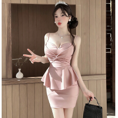 批发法式名媛风<b class='q'>性感</b>吊带连衣裙气质收腰遮肚显瘦宴会<b class='q'>礼服</b>辣妹包臀短裙