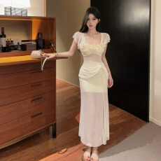 批发花朵拼接性感低胸黑色吊带内搭连衣裙夏修身<b class='q'>显瘦</b>长裙夜场上班衣服