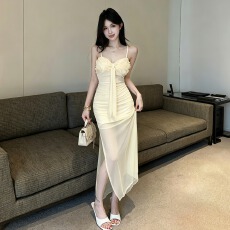 批发长款网纱包臀吊带连衣裙