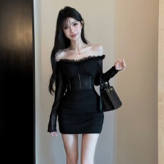 批发实拍黑色性感纯欲<b class='q'>网纱</b>包臀短裙女秋季法式修身一字肩长袖连衣裙