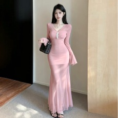 批发度假风v领网纱拼接薄纱<b class='q'>连衣裙</b>早秋漂亮纯欲喇叭袖长袖包臀长裙子