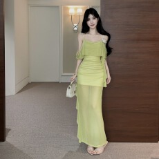批发夜店性感网纱低胸<b class='q'>吊带</b>连衣裙女设计感花朵时尚气质收腰显瘦中长裙