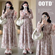 批发孕妇装时尚动小镇<b class='q'>秋</b>季甜美啐花连衣裙