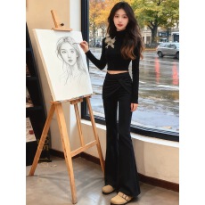 批发黑色修身短款针织衫假两件喇叭<b class='q'>裤</b><b class='q'>早秋</b>季套<b class='q'>装</b>女巨好看的秋<b class='q'>装</b>一整套