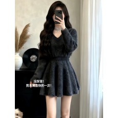 批发韩系ootd穿搭2025超火独特漂亮巨好看冬装一整套裙短裙<b class='q'>套装</b>女新款