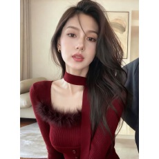 批发红色方领毛边修身打底内搭高级感<b class='q'>针织衫</b>女2025秋冬季新款气质上衣