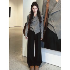 批发灰色<b class='q'>不规则</b>修身收腰针织开衫女2026春季巨好看独特漂亮miu系上衣