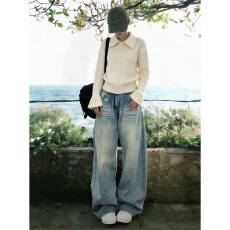批发米白色翻领套头绞花喇叭袖毛衣针织衫女2026早秋新款法式高级上衣