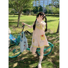 批发小个子日系甜美风穿搭套装童趣格纹背带短裤女初夏搭配娃娃领上衣