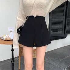 批发超高腰短裤女秋冬新款a字显瘦<b class='q'>包臀</b>休闲裤百搭外穿打底辣妹V腰裤子