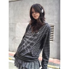 批发y2k上上签条纹连帽<b class='q'>卫衣</b>外套女春秋冬标语印花半<b class='q'>拉链</b>上衣视觉系