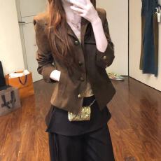 批发棕色翻领工装<b class='q'>外套</b>女款早春季新款小个子短款气质美式夹克收腰上衣