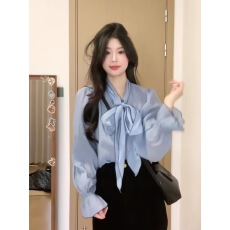 蓝色蝴蝶结系带喇叭袖衬衫女早春新款宽松韩系衬衣小众设计感上衣