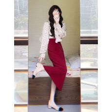 批发法式气质红色连衣裙子女2026春夏新款设计感小众<b class='q'>波点</b><b class='q'>衬衫</b>半裙套装