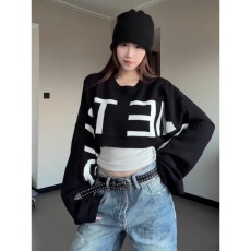 批发美式<b class='q'>街头</b>风字母针织衫女早春穿搭软糯叠穿短款蝙蝠衫宽松显瘦上衣