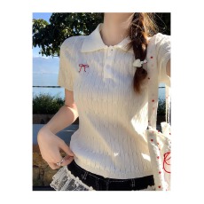 白色POLO领纽扣设计短袖针织衫女2025夏季新款蝴蝶结刺绣短款上衣