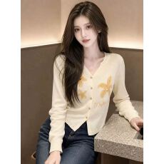 批发小个子减龄杏色针织<b class='q'>开衫</b>女秋2026新款超好看薄款外套镂空长袖上衣