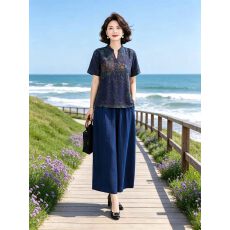批发新中式复古洋气妈妈套<b class='q'>装</b>女夏季蓝色V领<b class='q'>短袖</b>上衣宽松阔腿<b class='q'>裤</b><b class='q'>两件套</b>