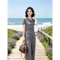 批发高级感不规则荡领短袖T恤夏季<b class='q'>大码</b>女装胖mm收腰显瘦独特漂亮套装