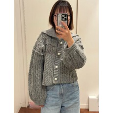 批发设计感软糯<b class='q'>毛衣</b>外套女秋冬季2025新款长袖休闲宽松针织<b class='q'>短款</b>上衣