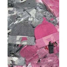 批发新款字母毛线帽女秋<b class='q'>冬</b>撞色百搭高级感针织帽显脸小堆堆冷帽