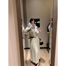 批发白色宽松显瘦针织开衫+背心连衣裙<b class='q'>秋</b>冬新款半身长裙套装配腰带
