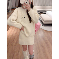 批发秋冬韩系穿搭毛衣套装女高级感慵懒<b class='q'>针织</b><b class='q'>开衫</b>半身裙腿套三件套