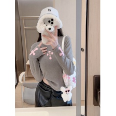 批发2026早春新款简约十字架绣皮长袖T恤男ins潮牌小众打底衫