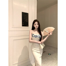 批发纯欲风辣妹<b class='q'>青花瓷</b>性感花朵刺绣开叉吊带<b class='q'>连衣裙</b>