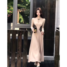 批发蝶来新中式改良刺绣收腰连衣裙气质半高领裙子好看