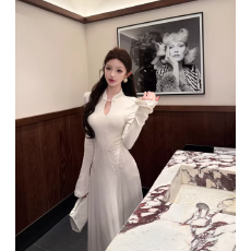 批发蝶来新中式改良刺绣收腰连衣裙气质半高领裙子好看