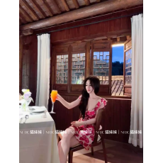 批发粉色碎花露背方领吊带连衣裙女夏季海边度假性感纯欲荷叶边短裙子