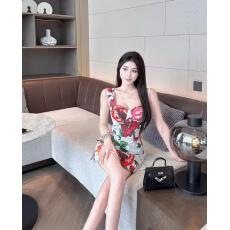 批发吊带<b class='q'>连衣</b>裙套<b class='q'>装</b>气质名媛生日宴会礼服重工印花性感包臀短裙+短裤