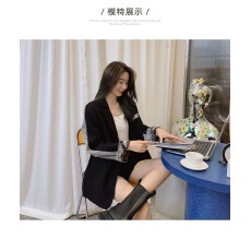 批发<b class='q'>牛仔</b>拼接黑色西装外套女春秋季港味时尚高级设计感小西服