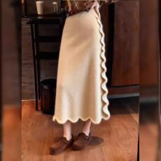 批发小众设计感毛毛边针织半身裙女春秋季高级感时尚独特显瘦<b class='q'>百搭</b>裙子