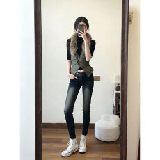 批发法式复古风休闲毛领马甲女秋<b class='q'>冬</b>季短款修身收腰无袖百搭显瘦短外套