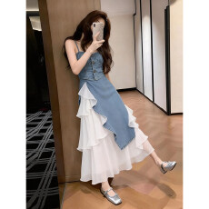 批发时尚复古流行拼接牛仔<b class='q'>连衣裙</b>女装夏季新款高级感超好看无袖长裙子