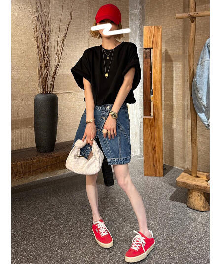 불규칙 패치워크 데님 스커트 여성 하이웨이스트 슬림해 보이는 한 마디 미니 스커트 디자인 센스 작은 대중 핫걸 여름 반신 치마