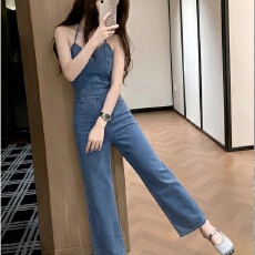 批发法式复古牛仔<b class='q'>连体</b><b class='q'>裤</b>女款秋季通勤显瘦高腰阔腿裤气质无袖吊带<b class='q'>长裤</b>