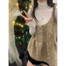 批发订单不断～羊羔毛娃娃吊带背心