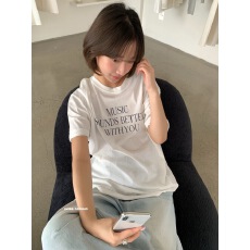 批发<b class='q'>通勤</b>简约圆领字母印花短袖T恤