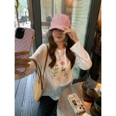 批发夏上新夏日格调 韩系花朵小狗印花上衣防晒罩衫<b class='q'>宽松</b><b class='q'>长袖</b><b class='q'>T</b><b class='q'>恤</b>