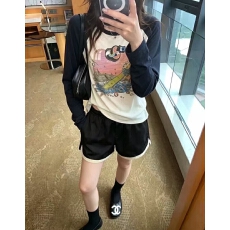 批发狂野摇滚美式<b class='q'>街头</b>感秋季吉他涂鸦印花减龄小众套头长袖T恤