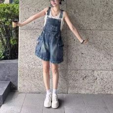 批发夏季新款牛仔<b class='q'>背带裤</b><b class='q'>宽松</b>显瘦百搭休闲工装裤时尚洋气减龄连体短裤