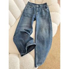 批发美式复古星星刺绣<b class='q'>牛仔</b>裤女秋季新款设计感宽松百搭休闲直筒阔腿裤