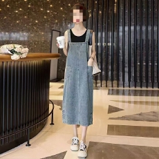 批发时尚洋气牛仔背带裙女<b class='q'>中长款</b>2026夏季新款韩版遮肉显瘦连衣裙子潮