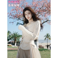 批发木子李的李春滨<b class='q'>樱</b>枝设计感温柔风长袖斜肩花朵收腰上衣网纱半裙