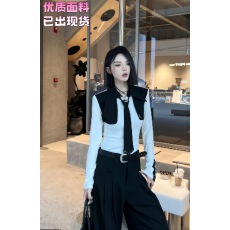 批发CZ主旋律冬季小众新款气质百搭西装领假两件弹力打底衫<b class='q'>女</b>士